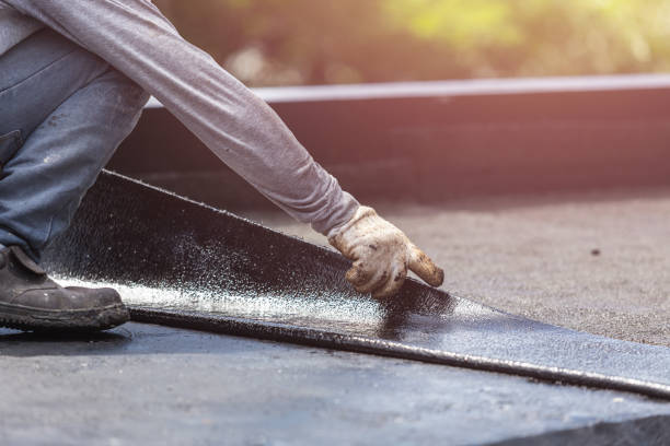 Professional Crawl Space Encapsulation technician working in Woodsboro, TX